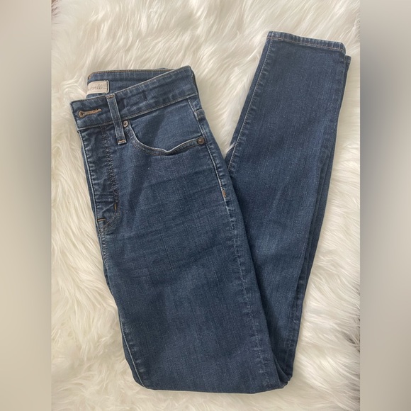Madewell curvy high rise skinny jeans - Picture 2 of 5